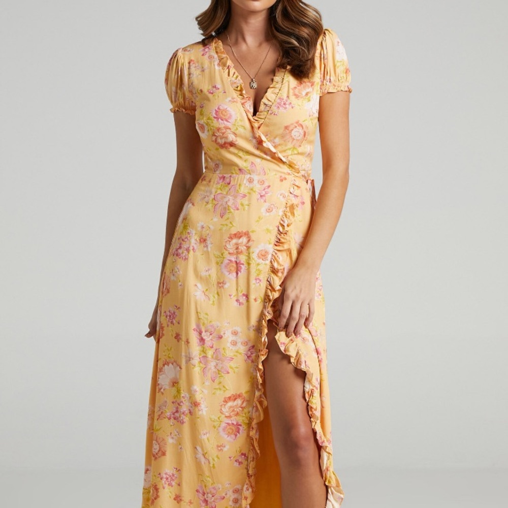 Showpo dress in Tuscan spring